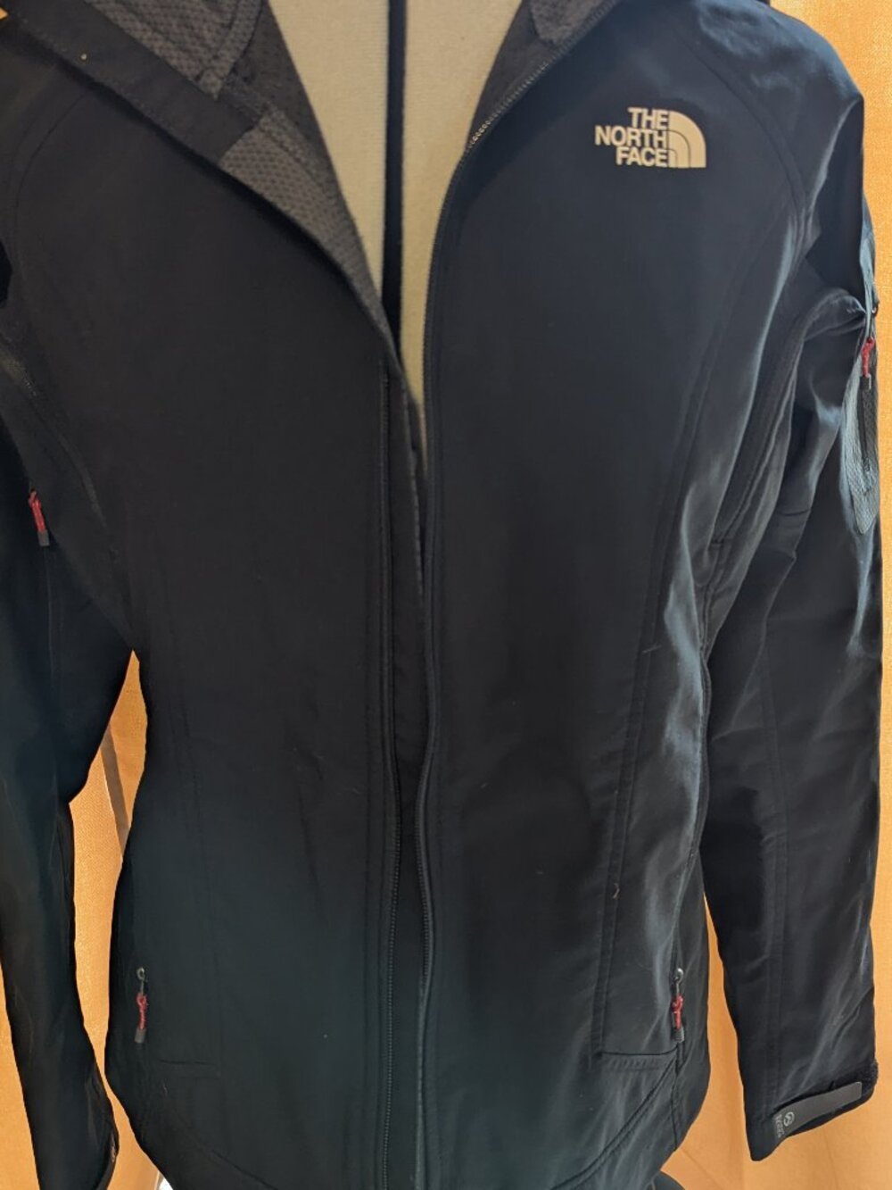 The North Face Summit Series Windstopper Womens Jacket Black M